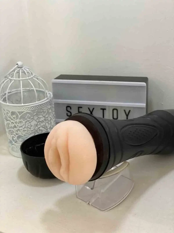 Bussy Masturbator Cup
