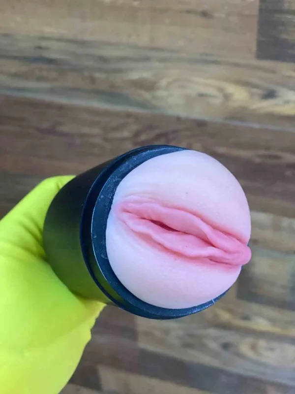 Beer Bottle Masturbator